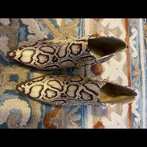 Brand new Vince Camuto booties